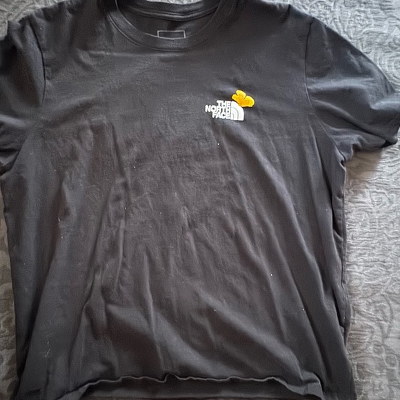 The North Face Graphic  T Shirt Women’s  XL - Picture 3 of 4